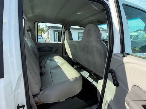 Used 2001 Ford F350 XL image 15