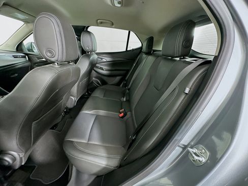 Used 2025 Buick Encore GX Preferred image 27