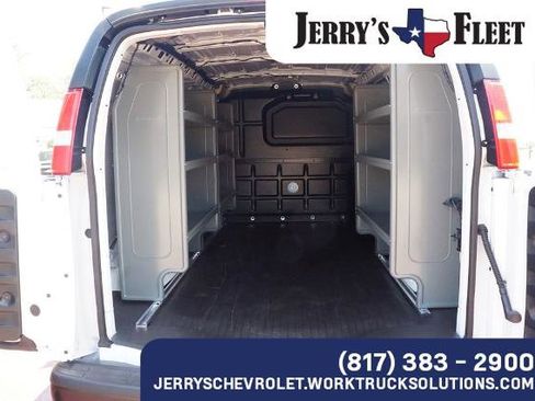 New 2025 Chevrolet Express 3500 w/ Driver Convenience Package image 11