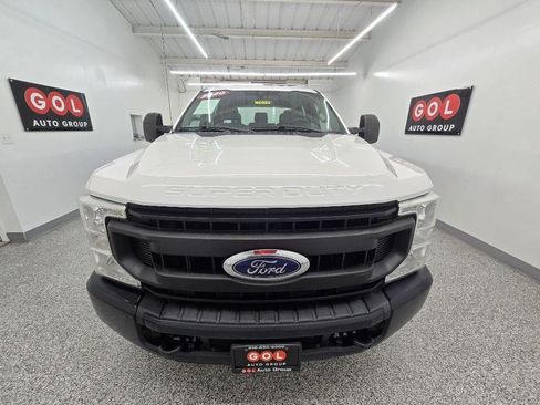 Used 2020 Ford F250 XL RWD image 2