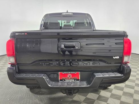 Used 2022 Toyota Tacoma SR5 image 8