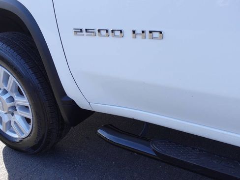 Used 2022 Chevrolet Silverado 2500 W/T w/ WT Convenience Package AWD/4WD image 14