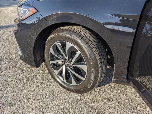 Certified 2025 Volkswagen Jetta S image 35