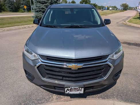Used 2018 Chevrolet Traverse LS AWD/4WD image 4