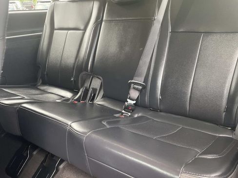 Used 2024 Ford Expedition Max XLT RWD image 11