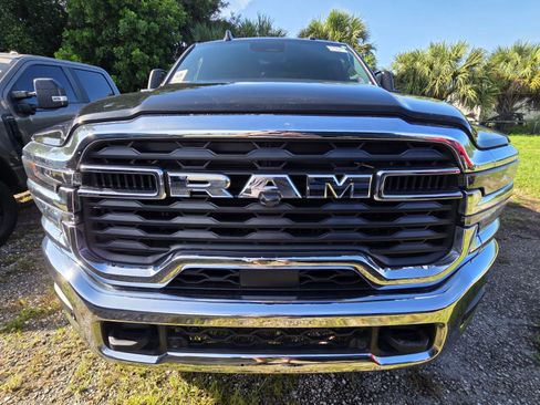 Used 2026 RAM 2500 Big Horn AWD/4WD image 5