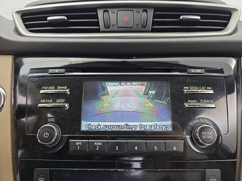 Used 2015 Nissan Rogue SV image 20