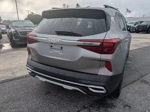 Used 2022 Kia Seltos S FWD image 4