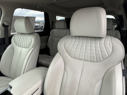 Used 2023 Hyundai Palisade Limited image 18