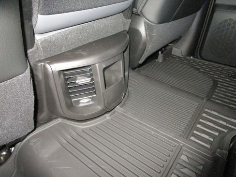 New 2026 RAM 2500 Tradesman AWD/4WD image 23