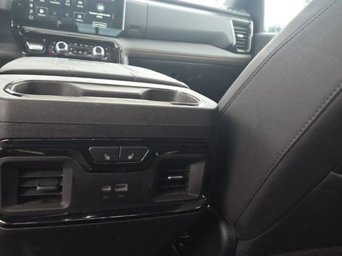 Used 2025 GMC Sierra 2500 AT4 w/ AT4 Premium Plus Package image 46