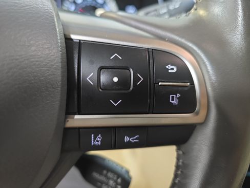 Used 2021 Lexus LX 570 4WD w/ Luxury Package image 15
