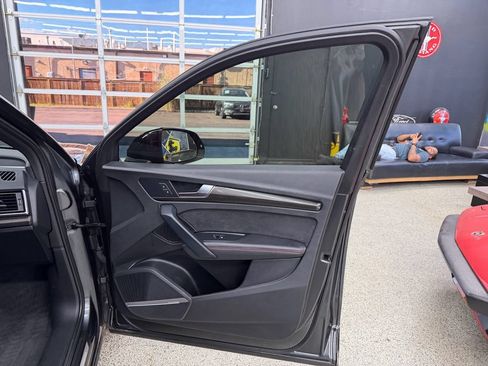 Used 2021 Audi SQ5 Prestige AWD/4WD image 19
