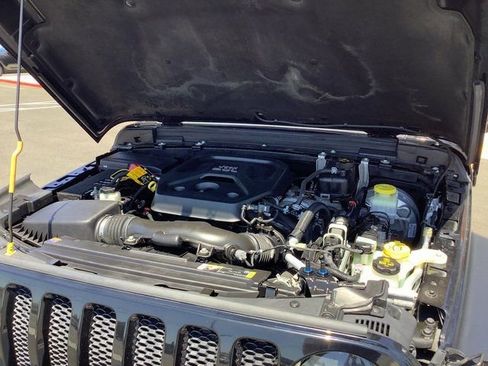 Used 2021 Jeep Wrangler Willys image 38