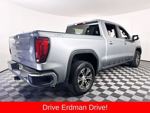 Used 2026 GMC Sierra 1500 SLT AWD/4WD image 22