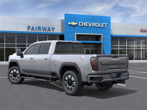 New 2025 GMC Sierra 2500 Denali w/ Denali Reserve Package image 5