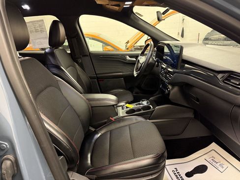 Used 2023 Ford Escape ST-Line w/ Tech Pack #1 image 31