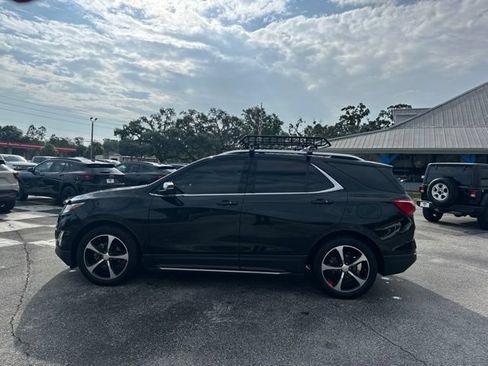 Used 2019 Chevrolet Equinox LT FWD image 2