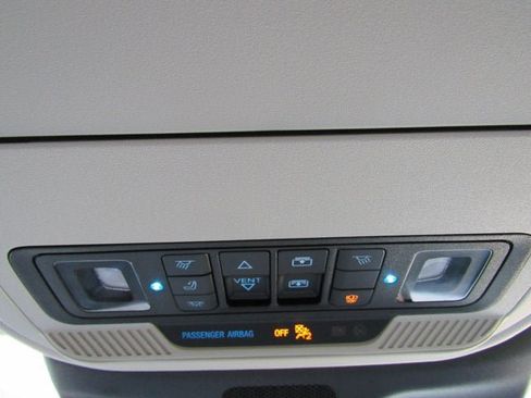 Used 2025 Ford Expedition Active AWD/4WD image 28