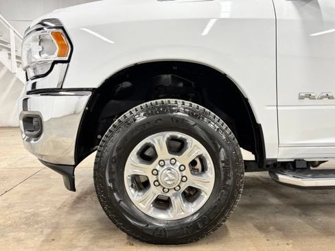 Used 2024 RAM 2500 Big Horn AWD/4WD image 10