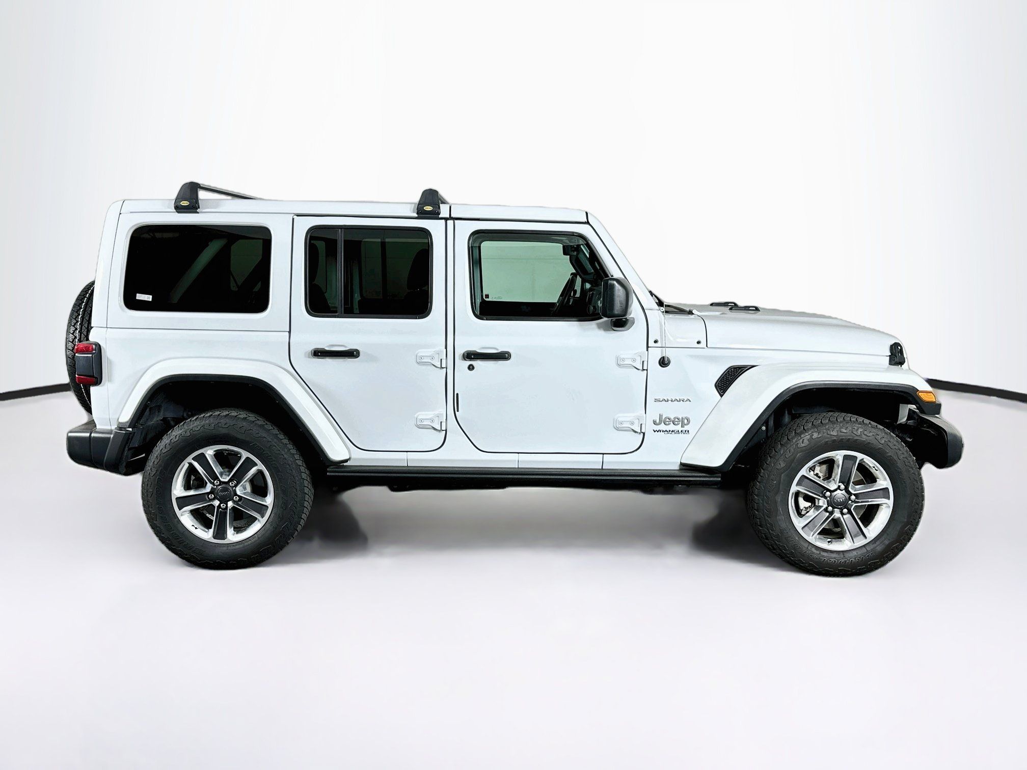 Used 2020 Jeep Wrangler Unlimited Sahara AWD/4WD image 10