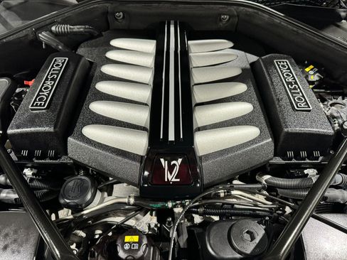 Used 2019 Rolls-Royce Dawn image 44