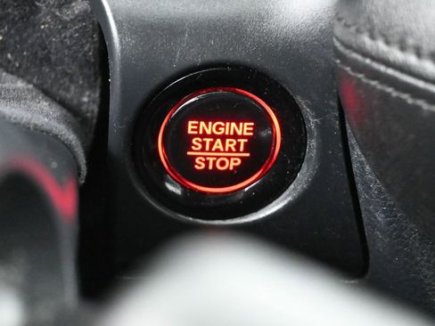 Used 2023 Honda HR-V LX image 16