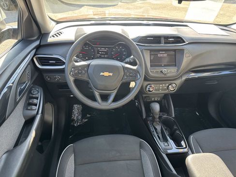Used 2023 Chevrolet TrailBlazer LS image 8