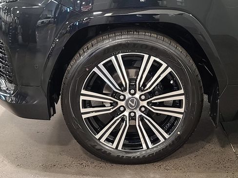 New 2026 Lexus LX 700h Luxury AWD/4WD image 13