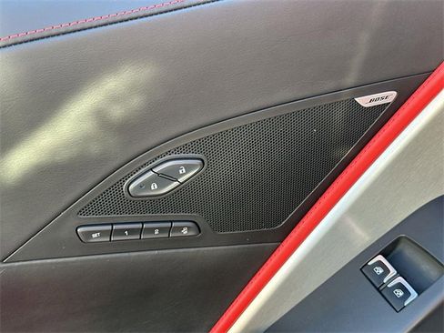 Used 2015 Chevrolet Corvette Z06 w/ 3LZ Preferred Equipment Group image 22