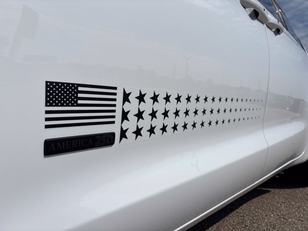 New 2027 Chrysler Pacifica Select AWD/4WD image 10