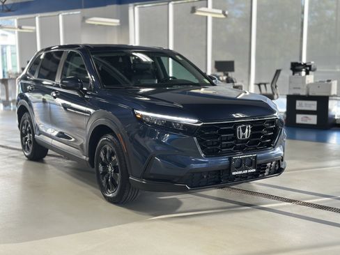 Used 2024 Honda CR-V EX-L image 3