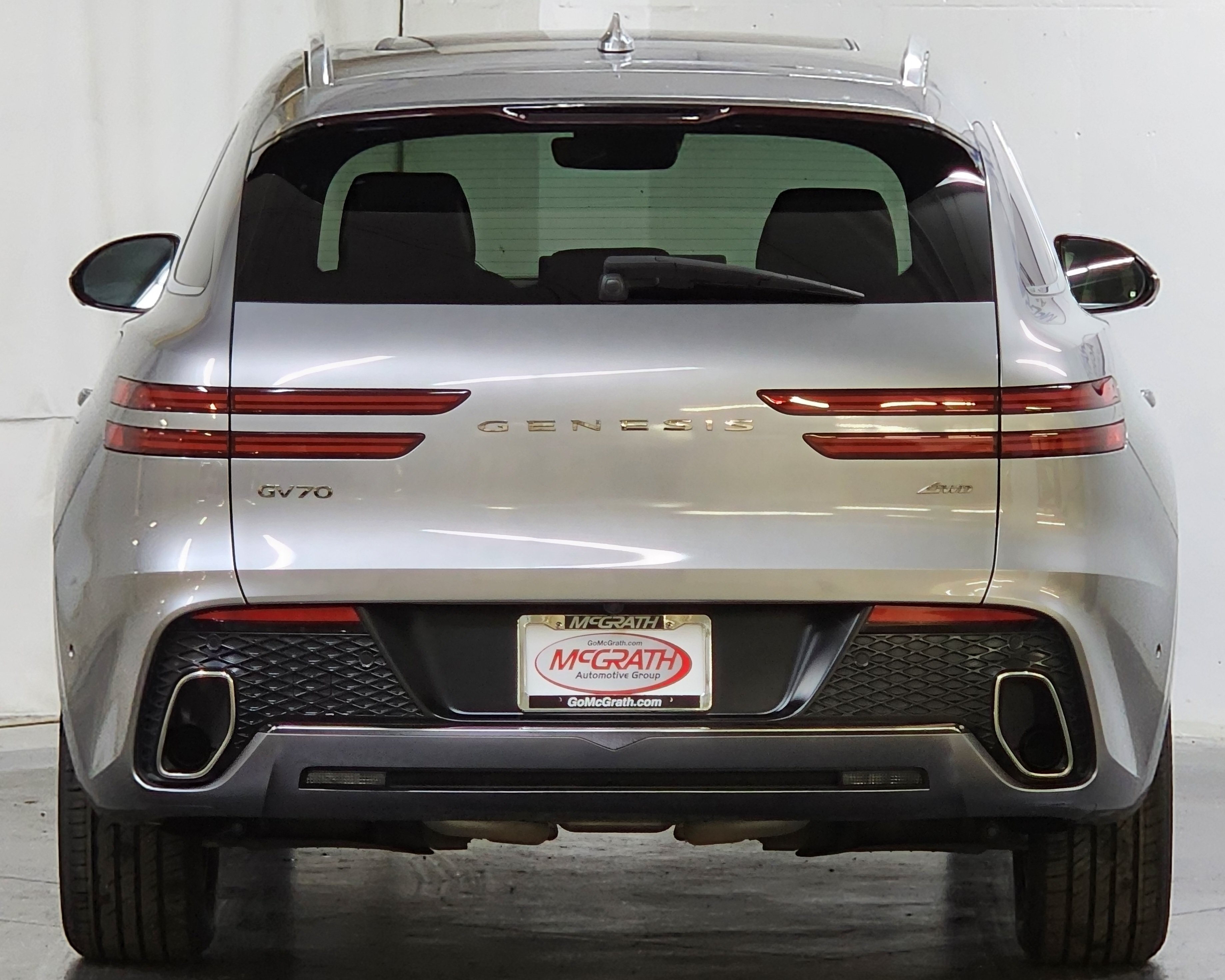 Used 2022 Genesis GV70 2.5T w/ Advanced Package AWD/4WD image 8