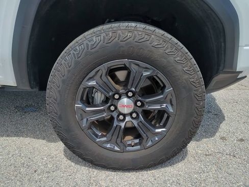 Used 2024 GMC Canyon Elevation RWD image 11
