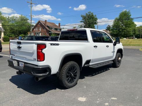New 2026 Chevrolet Silverado 2500 LTZ w/ LTZ Plus Package AWD/4WD image 7