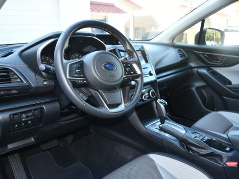 Used 2023 Subaru Crosstrek 2.0i Premium image 8