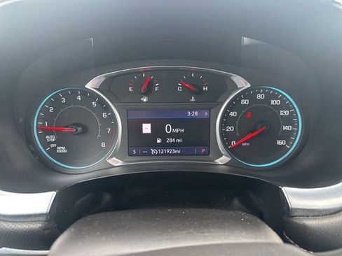Used 2020 Chevrolet Traverse Premier w/ Redline Edition FWD image 12