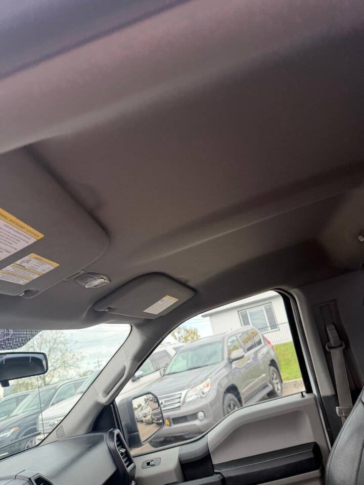 Used 2017 Ford F150 XL w/ Equipment Group 101A Mid AWD/4WD image 19