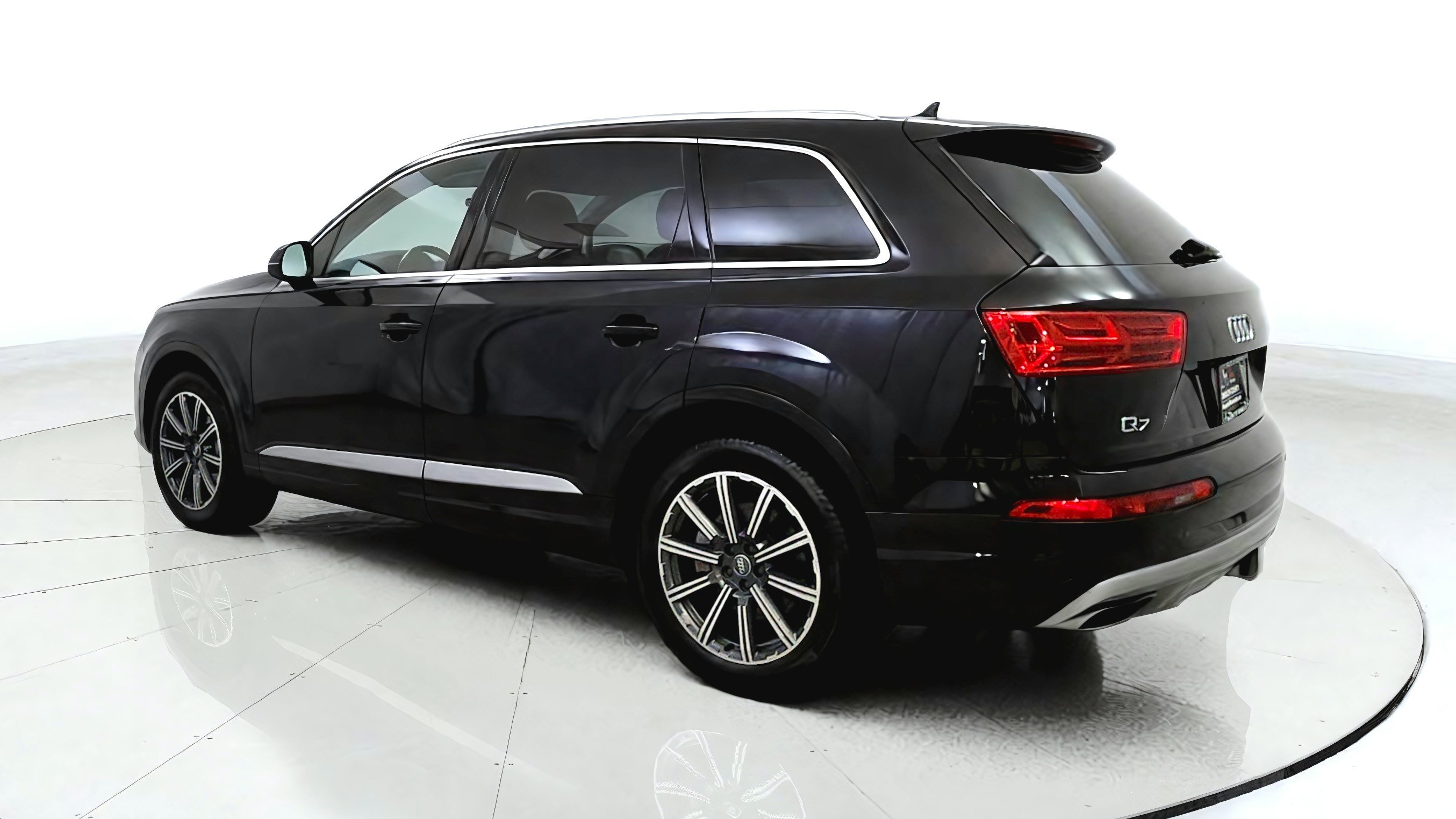 Used 2017 Audi Q7 3.0T Premium Plus AWD/4WD image 5