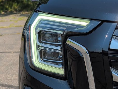 Used 2025 GMC Terrain Elevation AWD/4WD image 42