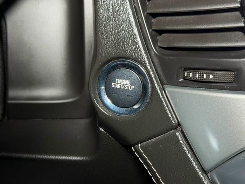 Used 2018 Chevrolet Tahoe Premier AWD/4WD image 30