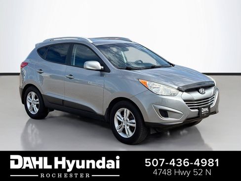 Used 2010 Hyundai Tucson GLS w/ Popular Equipment Pkg 2 AWD/4WD image 1