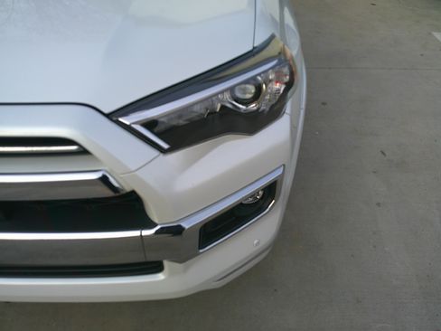 Used 2024 Toyota 4Runner Limited image 7