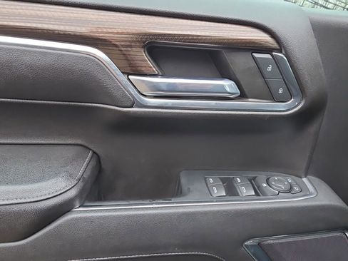 Used 2023 Chevrolet Silverado 1500 LT image 13