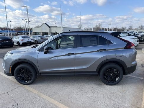 New 2026 Mitsubishi Eclipse Cross Black Edition image 4