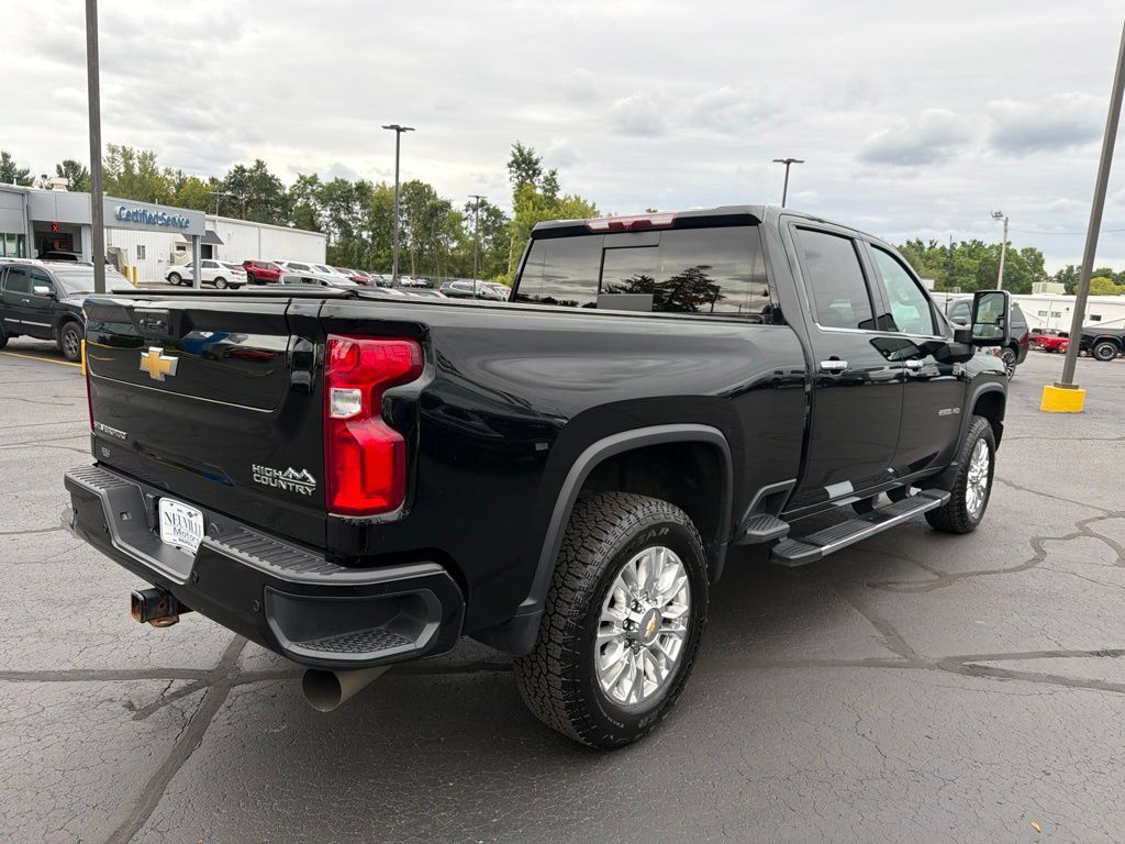 Certified 2023 Chevrolet Silverado 2500 High Country AWD/4WD image 3