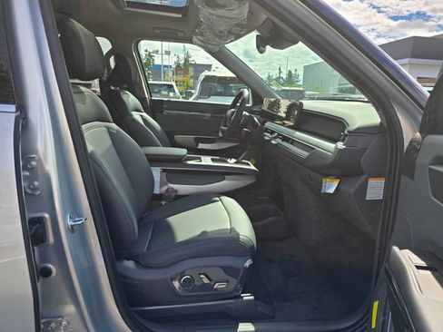 New 2026 Kia EV9 Light RWD image 11