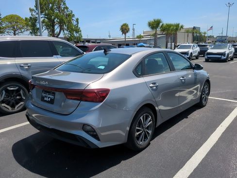 Certified 2024 Kia Forte LXS FWD image 12