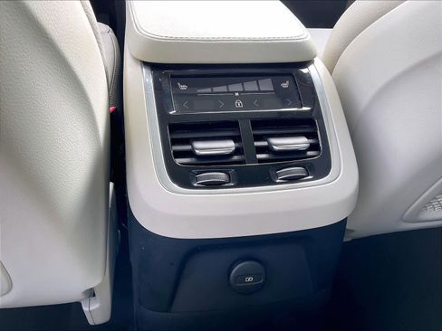 Used 2023 Volvo XC90 T8 Plus w/ Protection Package Premier image 38