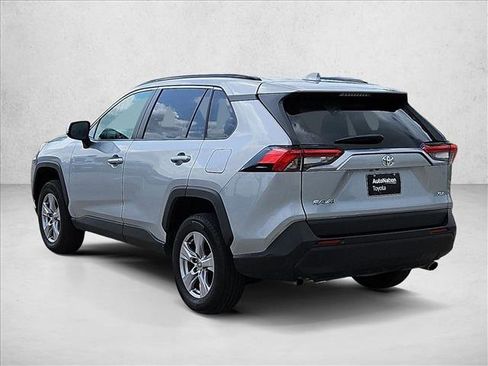 Used 2025 Toyota RAV4 XLE image 8